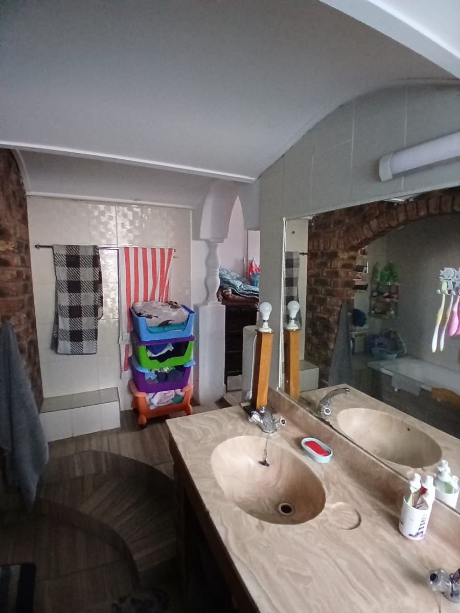 3 Bedroom Property for Sale in Amalinda Eastern Cape
